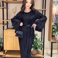 Adelheid | Zeitloses und schmeichelndes Kleid mit ausgestellten Ärmeln