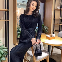 Adelheid | Zeitloses und schmeichelndes Kleid mit ausgestellten Ärmeln