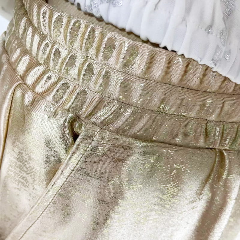 Jairah | Glamouröses Zweiteiler-Set mit Goldglanz