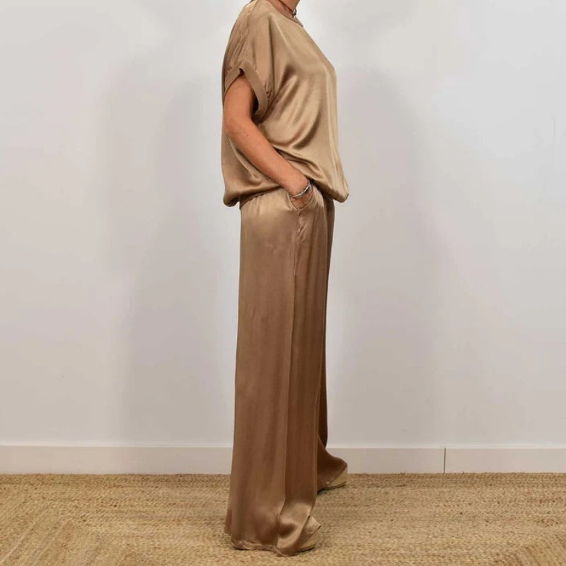 Zerina | Zeitloses Satin-Set für besondere Anlässe