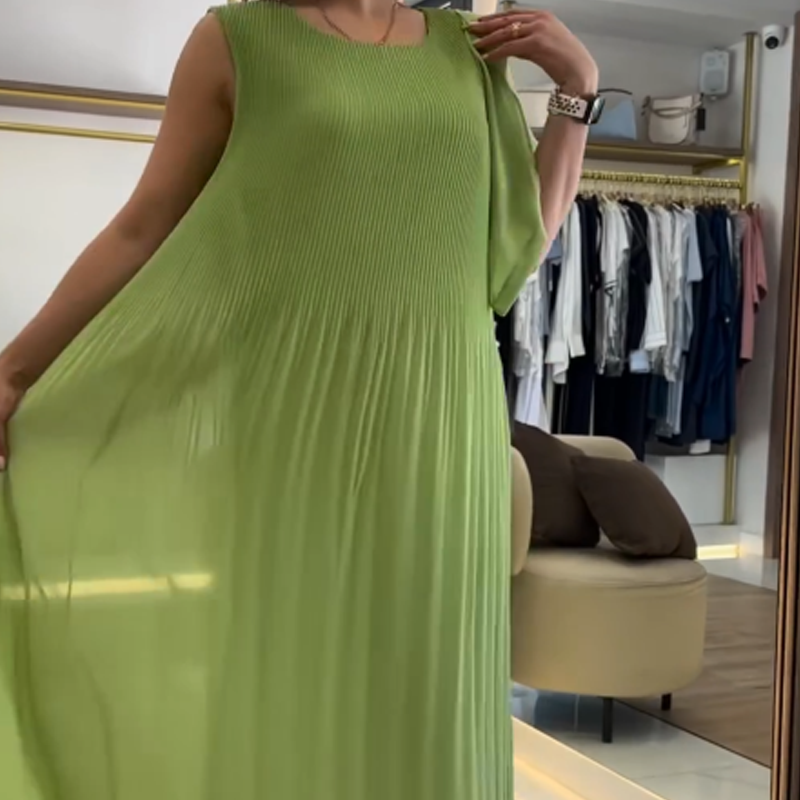 Marissa | bequemes grünes Maxikleid mit lockerem ärmellosem Design