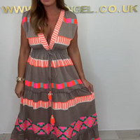 Inika | Neon-Print Tribal-Maxikleid