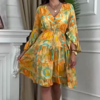 Wesley | trendiges plissiertes Kleid mit V-Ausschnitt für den Sommer